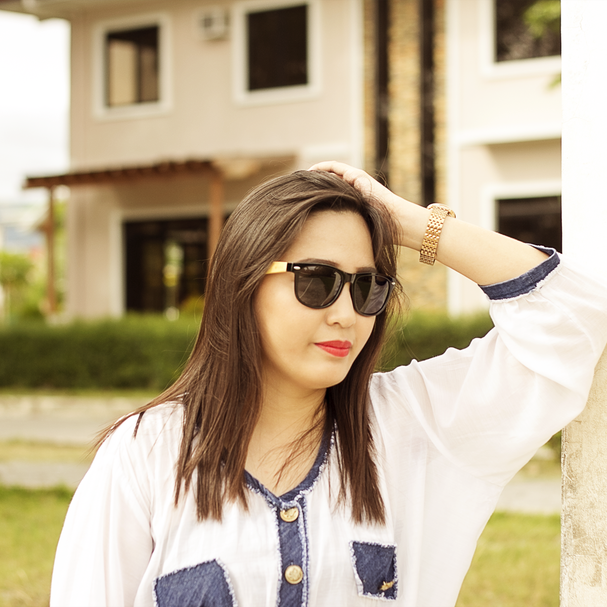 coniston smoked polarized lens bamboo sunglasses lifestyle photo for women