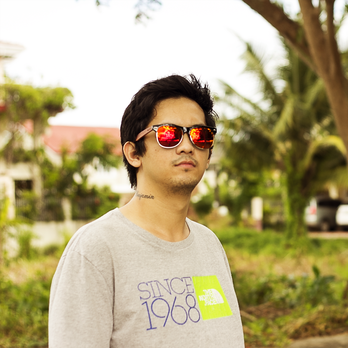 Newham 02 Red Mirror Polarized Lens with Cork Case Wodd PH